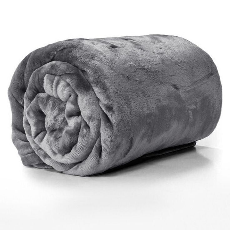 Plush Fleece Winter Blanket – Ultra Soft & Warm