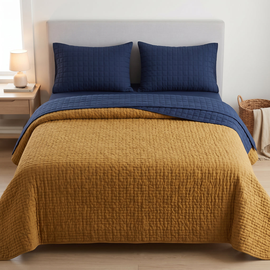 Quilted Winter Bedding Set – Warm & Cozy Quilt